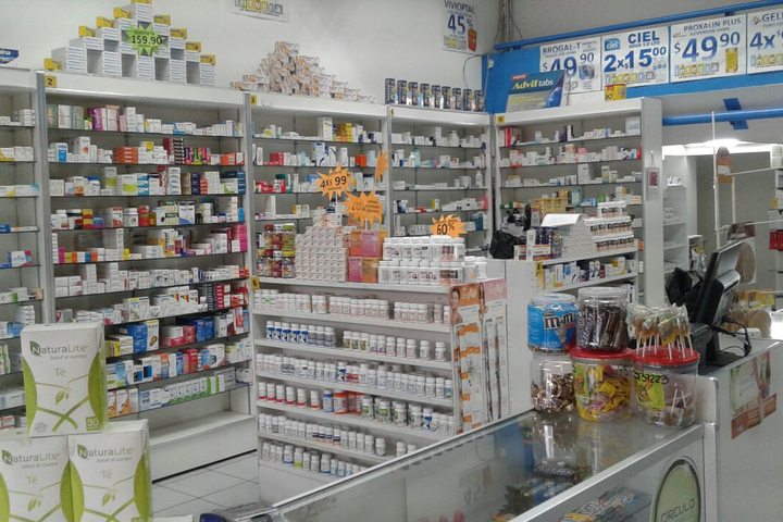 Isla central de medicamentos y precios de promoción en sucursal
